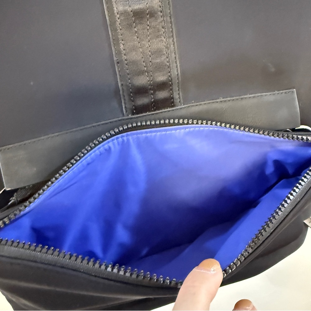 ATHLETA CARAA x Athleta Convertible Backpack Black - Picture 7 of 12
